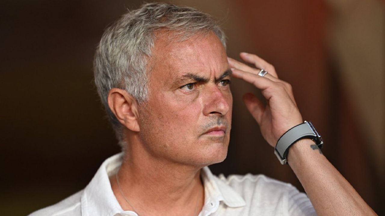 Fenerbahçe'de Mourinho'nun transfer listesindeki 4 isim ortaya çıktı