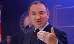 FETÖ övgüleri yeniden gündem olan Bekir Bozdağ sessizliğini bozdu