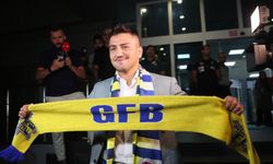 Fenerbahçe transferi sonrası Cengiz Ünder'den ilk açıklama! 'Şampiyon yapmaya geldim'