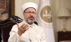 Diyanet'in cuma hutbesi olay oldu! Erkek ve kadının baş başa kalması haramdır