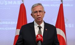Mansur Yavaş'tan CHP'ye yapılan operasyona tepki: "Haksızlığa, hukuksuzluğa boyun eğmeyeceğiz"