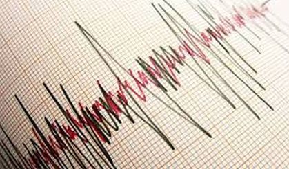 Kütahya'da peş peşe depremler! Valilikten açıklama geldi