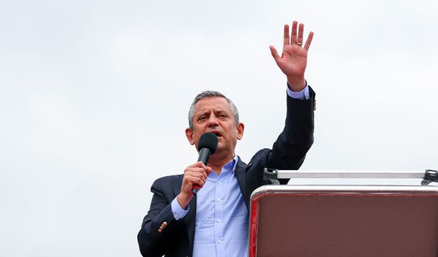 Özgür Özel'den İzmir'deki anlaşmaya ilişkin açıklama: Herhangi bir emekçi kardeşim üzüldüyse hakkını helal etsin
