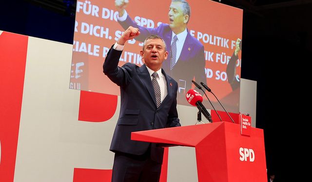 Özgür Özel'den kurultay davasına ilişkin açıklama: Erdoğan, karşındayım! Göreceğiz ahtapot kimmiş!