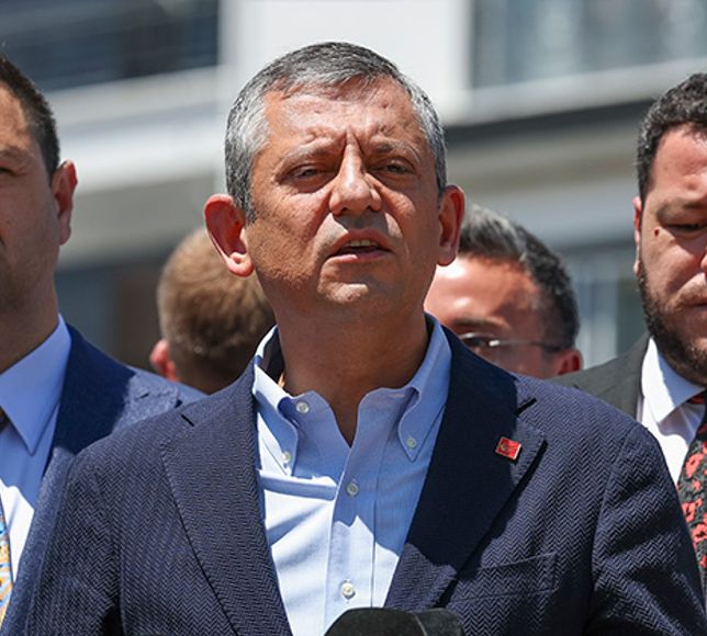 Özgür Özel'den hakkında açılan soruşturmaya ilişkin açıklama: "Atmış olduğu adımı takdirle karşılıyorum"