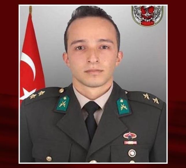 Pençe-Kilit Harekâtı'nda şehit olan Üsteğmen Ege Akar, İzmir'e defnedilecek