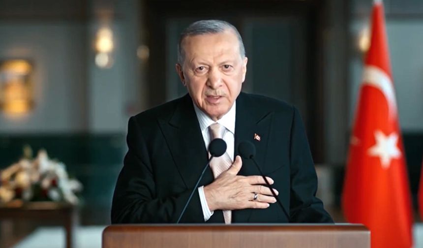 Cumhurbaşkanı Erdoğan, CHP'yi yerden yere vurdu: Bırakın Türkiye'yi yönetmeyi, üç beş belediyeyi bile şaibesiz yönetemiyorlar