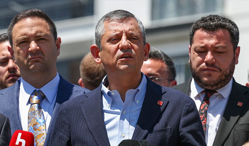 Özgür Özel'den hakkında açılan soruşturmaya ilişkin açıklama: "Atmış olduğu adımı takdirle karşılıyorum"