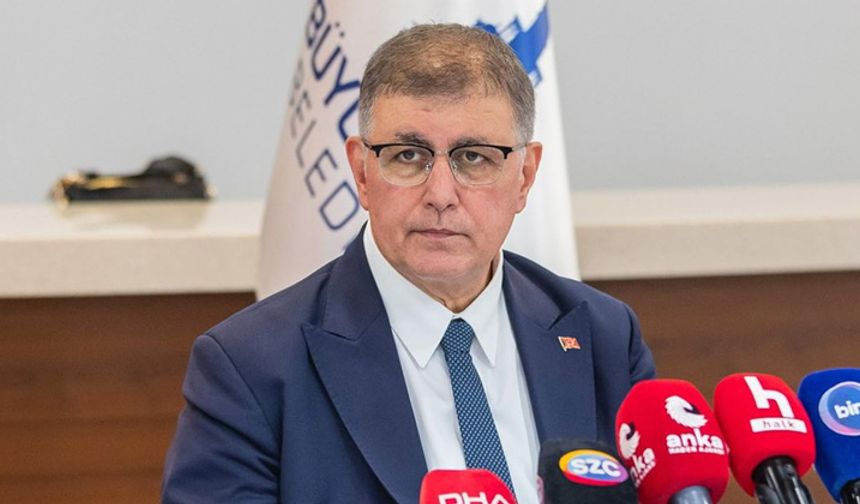 Cemil Tugay'dan İzmir'de yapılan operasyona ilişkin açıklama: "Bizim tarafımızdan yapılmış bir suç duyurusu yoktur"